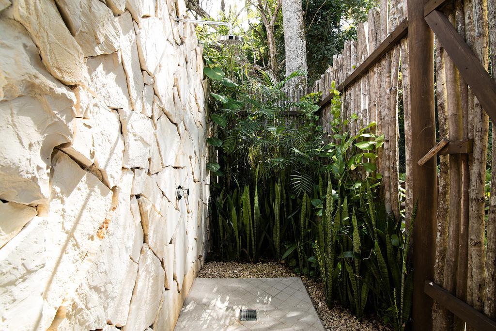Hotel Jungle Lodge Tikal Exteriör bild