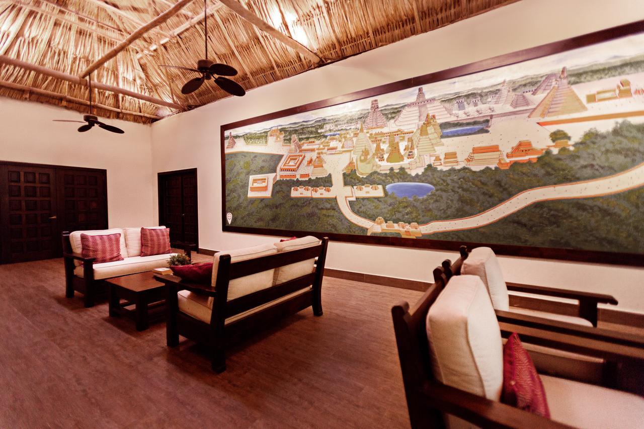 Hotel Jungle Lodge Tikal Exteriör bild